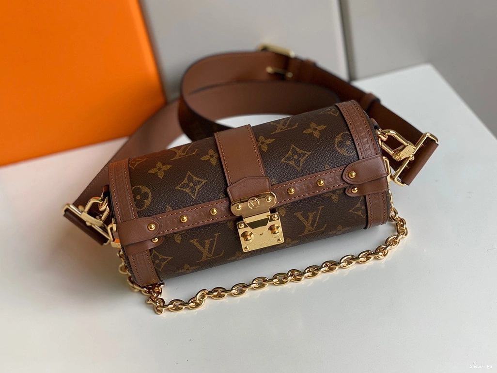 LOUIS TRUNK VUITTON PAPILLON 0723